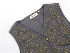 Lil Atelier quiet shade vest quilt